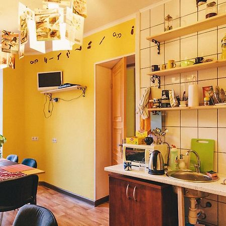 Elementary Hostel Одесса Экстерьер фото