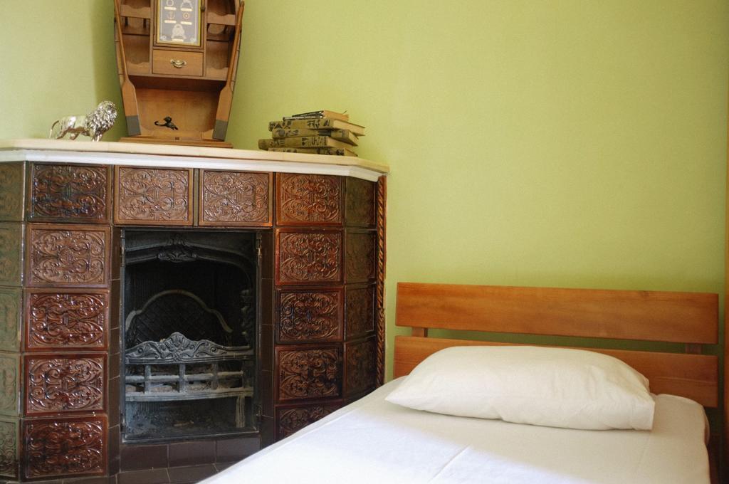 Elementary Hostel Одесса Экстерьер фото